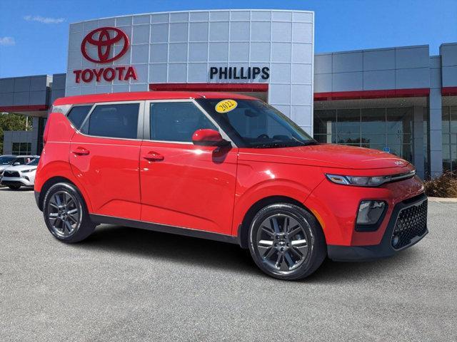 used 2022 Kia Soul car, priced at $17,697