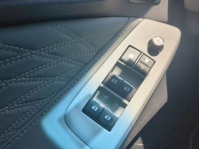 used 2020 Toyota Avalon Hybrid car, priced at $30,896