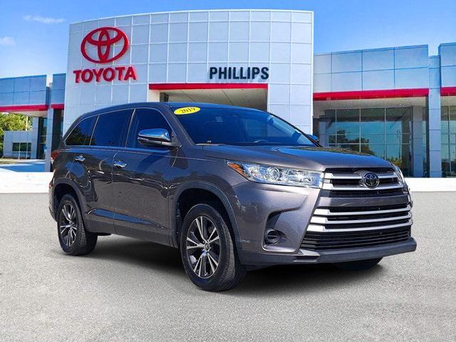 used 2019 Toyota Highlander car, priced at $23,998