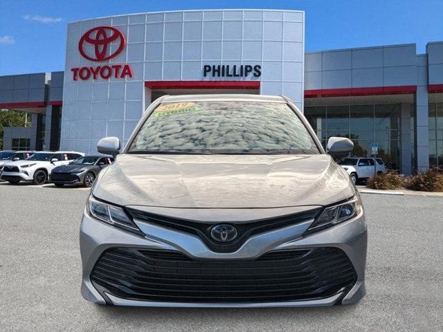 used 2019 Toyota Camry Hybrid car, priced at $23,997