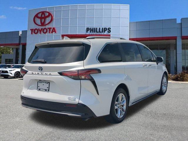 used 2022 Toyota Sienna car, priced at $43,998
