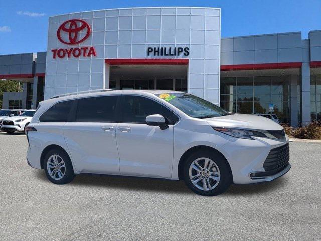 used 2022 Toyota Sienna car, priced at $43,998