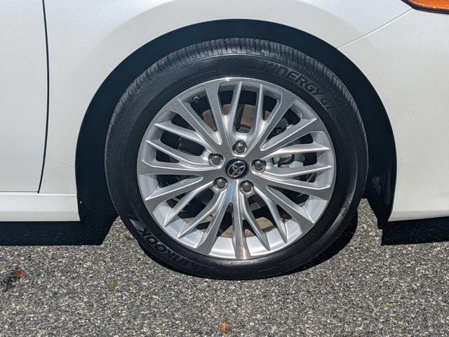 used 2019 Toyota Camry Hybrid car, priced at $27,246