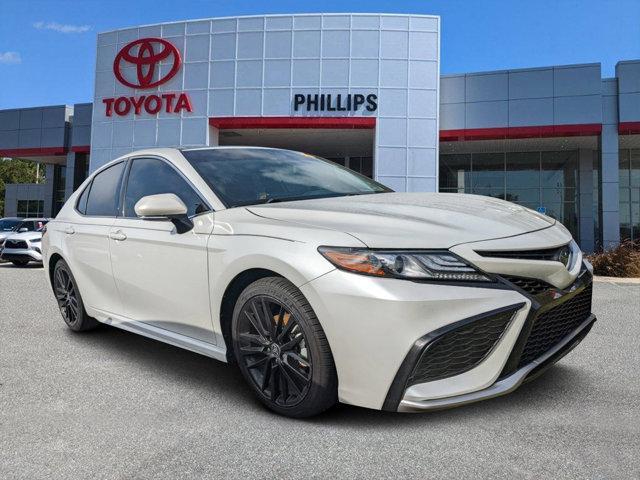 used 2022 Toyota Camry Hybrid car, priced at $27,992