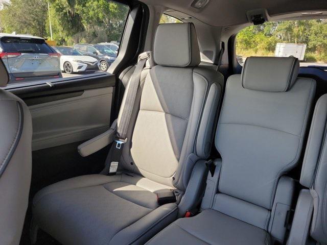 used 2024 Honda Odyssey car, priced at $43,597