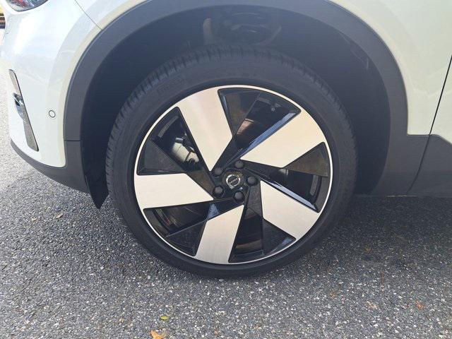 used 2023 Volvo XC40 Recharge Pure Electric car, priced at $31,948