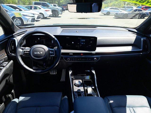 used 2025 Kia Sorento Hybrid car, priced at $37,854
