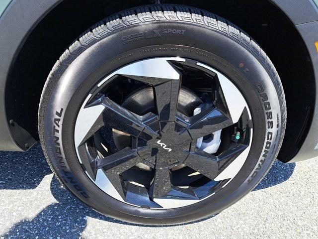 used 2025 Kia Sorento Hybrid car, priced at $37,854
