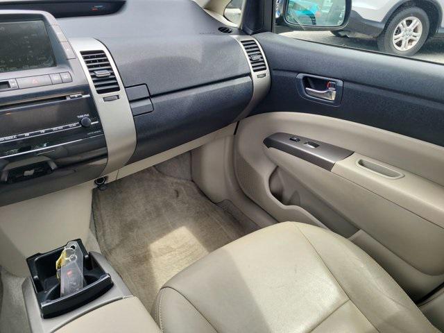 used 2007 Toyota Prius car, priced at $7,998