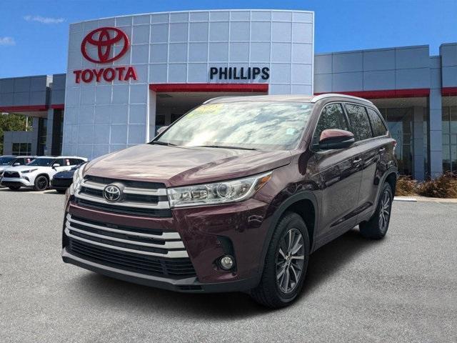 used 2018 Toyota Highlander car, priced at $25,998