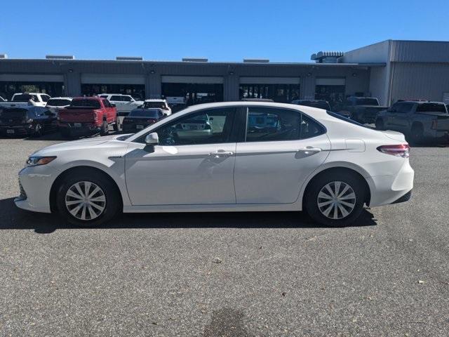 used 2018 Toyota Camry Hybrid car, priced at $23,875