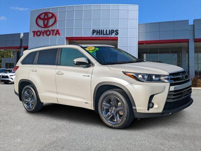 used 2019 Toyota Highlander Hybrid car, priced at $33,997