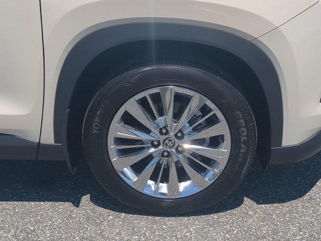 used 2024 Toyota Grand Highlander car, priced at $51,998