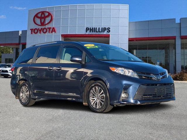 used 2020 Toyota Sienna car, priced at $29,996