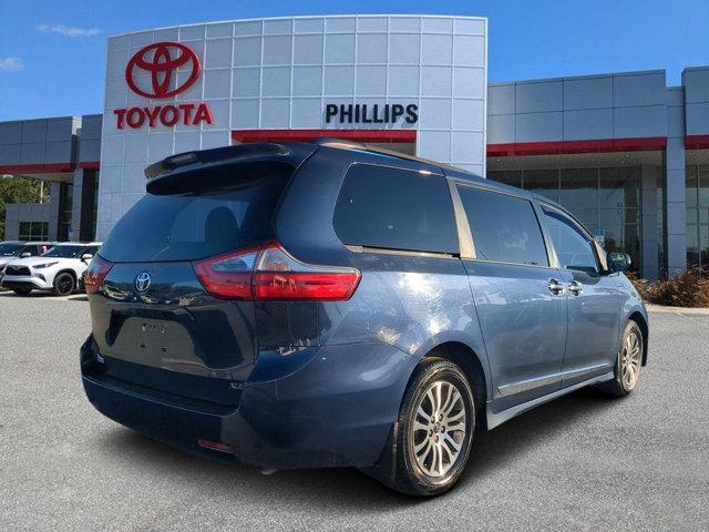 used 2020 Toyota Sienna car, priced at $29,996