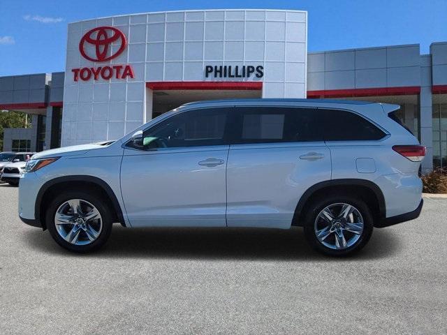 used 2019 Toyota Highlander car, priced at $26,710