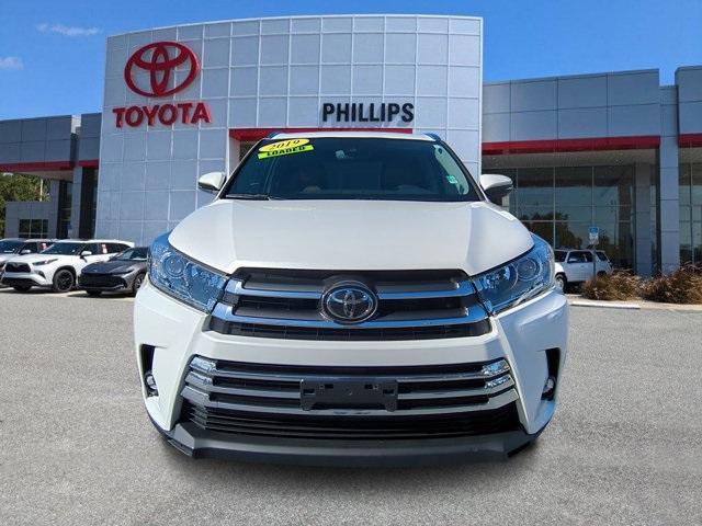 used 2019 Toyota Highlander car, priced at $26,710