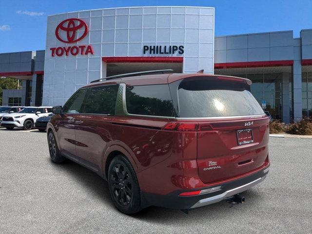 used 2024 Kia Carnival car, priced at $41,999
