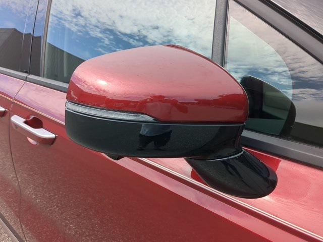 used 2024 Kia Carnival car, priced at $41,998