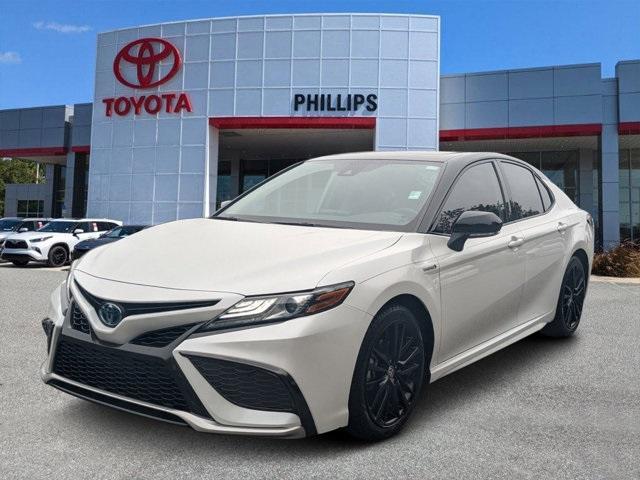 used 2021 Toyota Camry Hybrid car, priced at $28,999