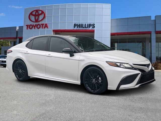 used 2021 Toyota Camry Hybrid car, priced at $28,999