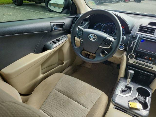 used 2014 Toyota Camry Hybrid car, priced at $9,997