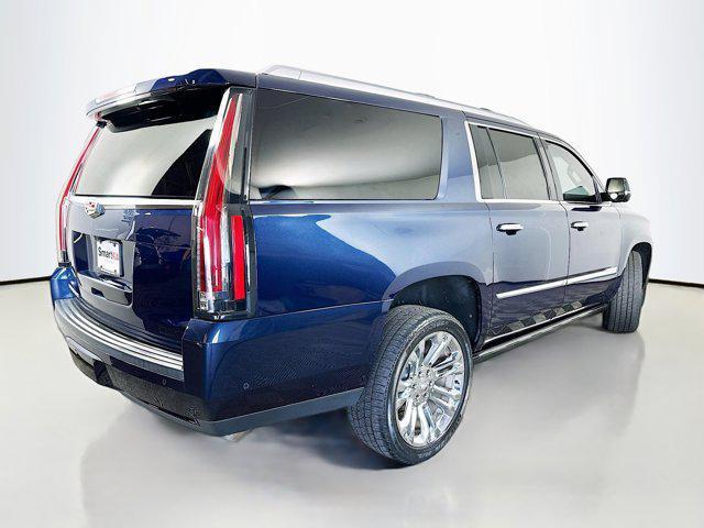used 2019 Cadillac Escalade ESV car, priced at $38,991