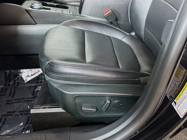 used 2022 Ford Escape car, priced at $20,999