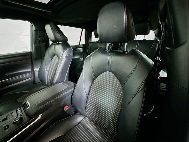 used 2022 Toyota Highlander car, priced at $36,687