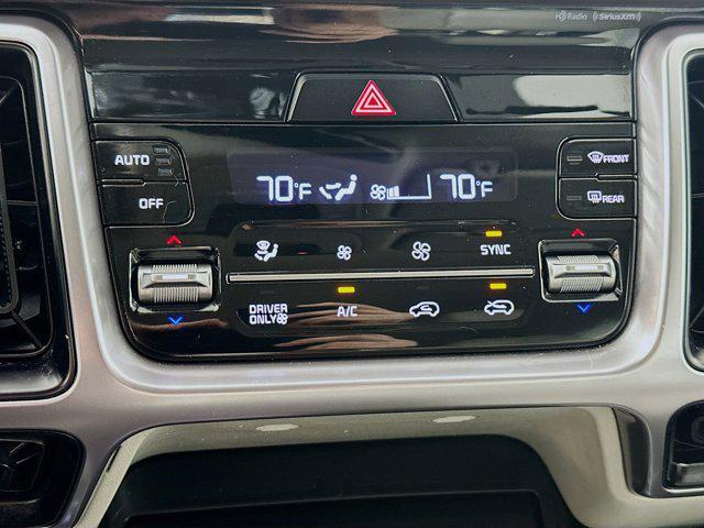 used 2022 Kia Sorento Hybrid car, priced at $24,991