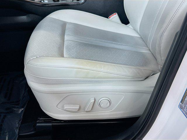 used 2022 Kia Sorento Hybrid car, priced at $24,991