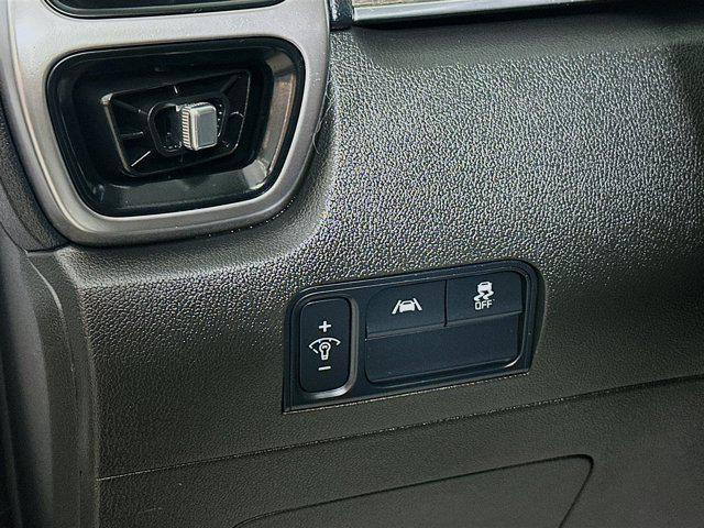 used 2022 Kia Sorento car, priced at $27,754