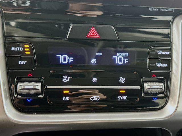 used 2022 Kia Sorento car, priced at $27,754