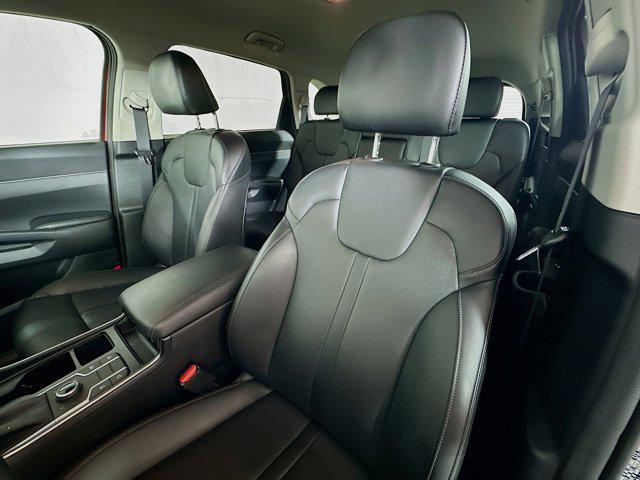 used 2021 Kia Sorento car, priced at $25,991