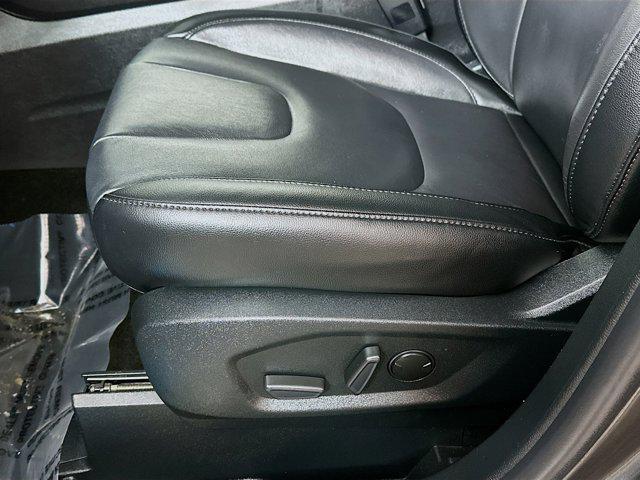 used 2020 Ford Edge car, priced at $25,991