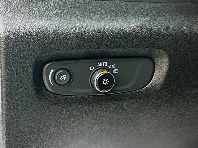 used 2023 Chevrolet Traverse car, priced at $32,548