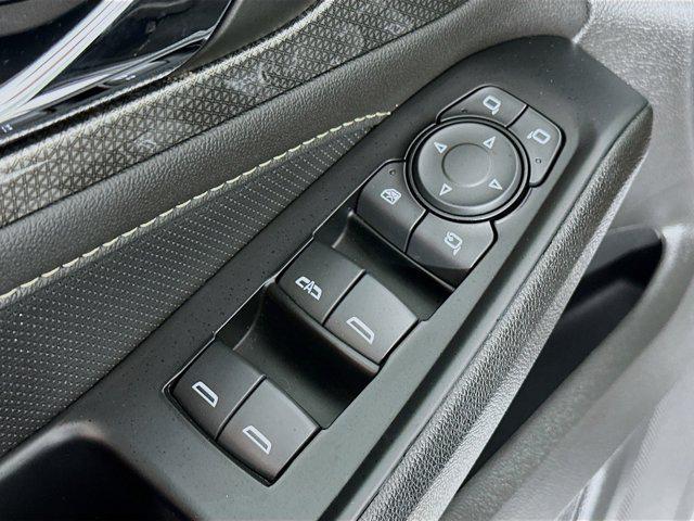 used 2023 Chevrolet Traverse car, priced at $32,548