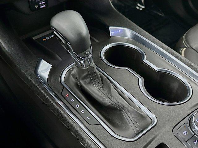 used 2023 Chevrolet Traverse car, priced at $32,548