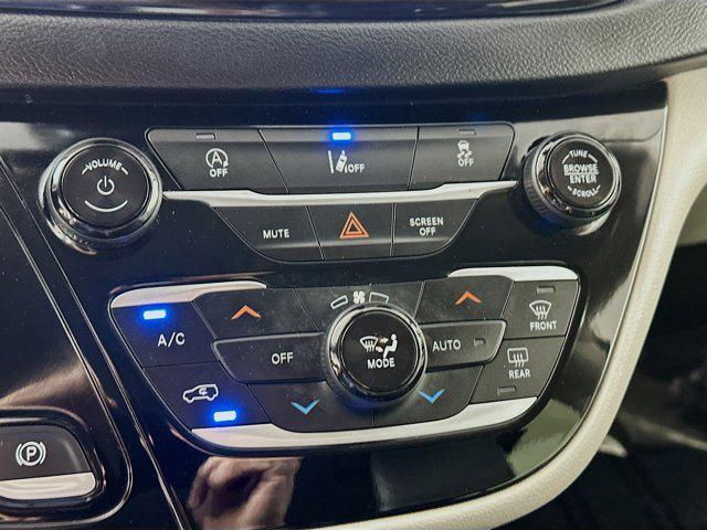 used 2022 Chrysler Pacifica car, priced at $21,650