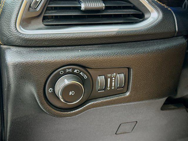 used 2021 Chrysler Pacifica car, priced at $35,438