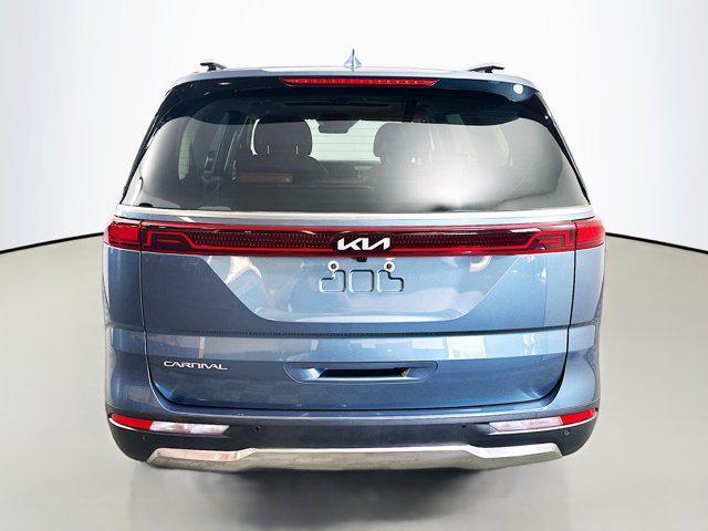 used 2024 Kia Carnival car, priced at $44,980