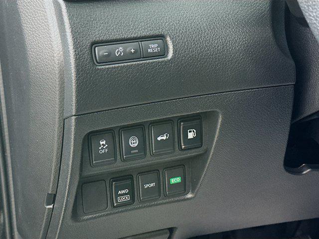 used 2020 Nissan Rogue car, priced at $15,877