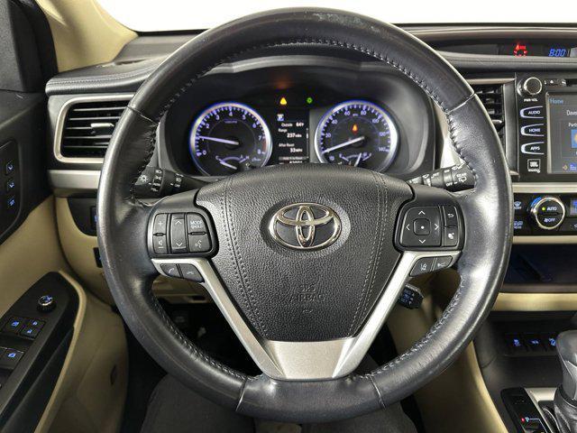 used 2018 Toyota Highlander car, priced at $29,754