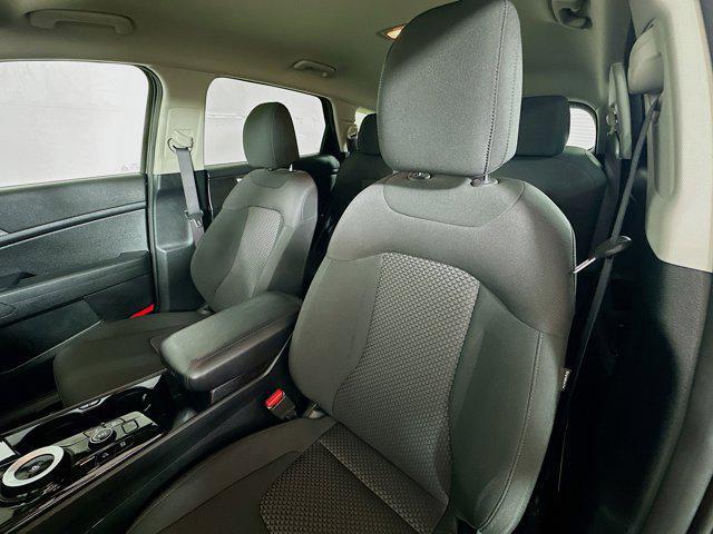 used 2023 Kia Sportage Hybrid car, priced at $25,399
