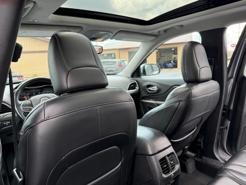 used 2019 Jeep Cherokee car, priced at $16,750