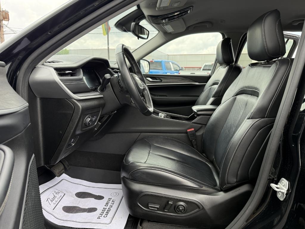 used 2021 Jeep Grand Cherokee L car, priced at $28,880