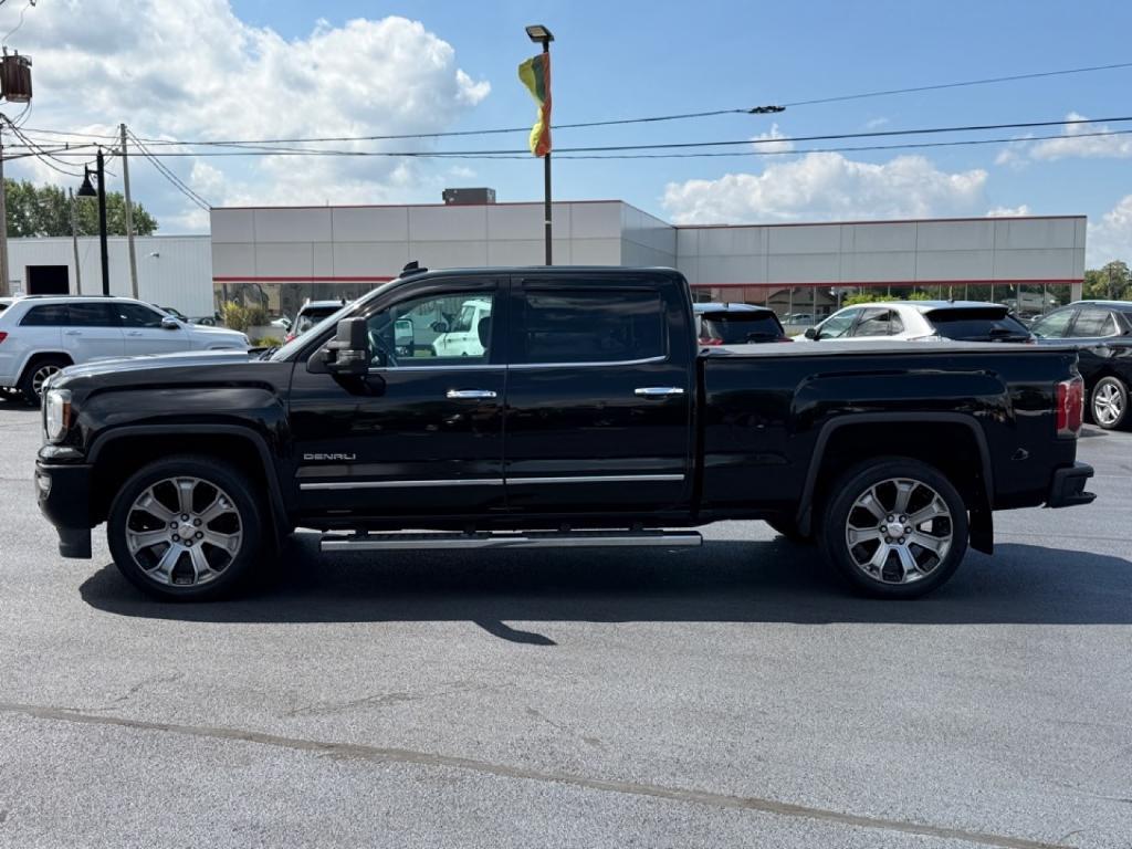 used 2018 GMC Sierra 1500 car, priced at $32,800