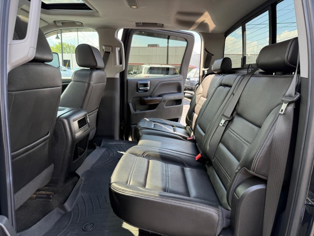 used 2018 GMC Sierra 1500 car, priced at $32,800