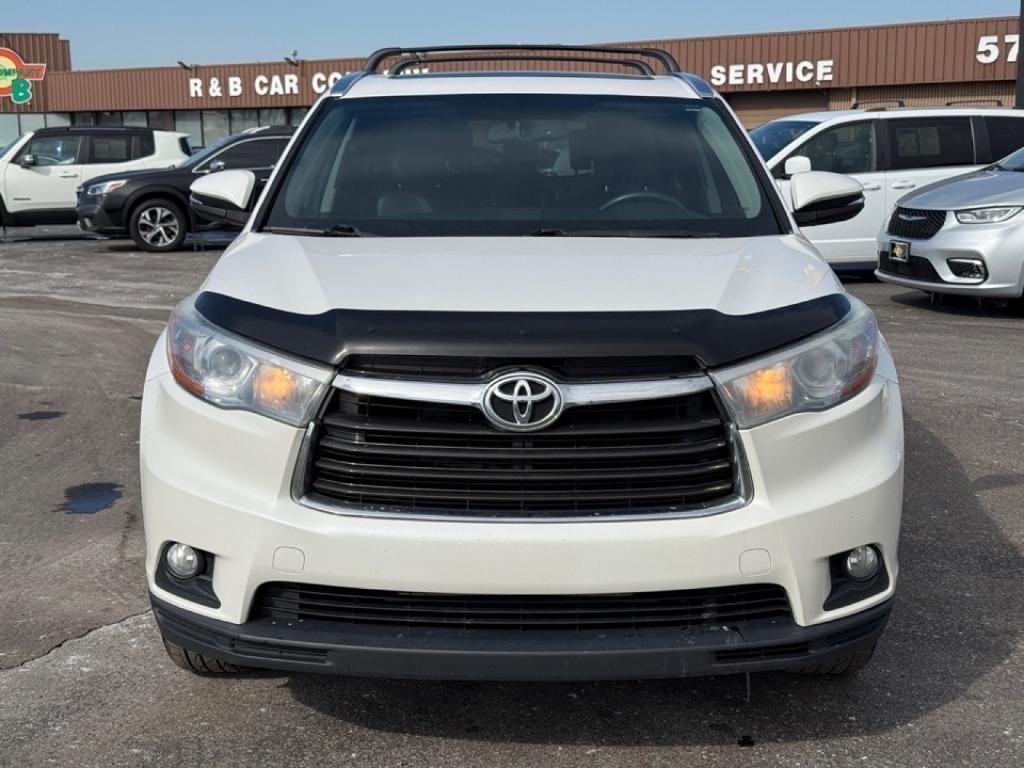 used 2015 Toyota Highlander car, priced at $19,380