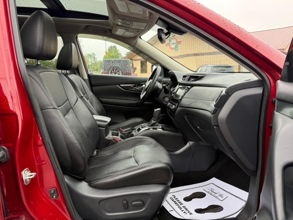used 2019 Nissan Rogue car, priced at $18,700